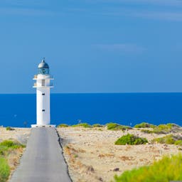 spanien-formentera-leuchtturm-klein-g-157679251.jpg
