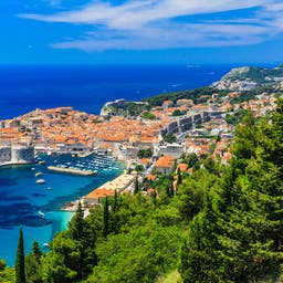 kroatien-dalmatien-dubrovnik-stadtansicht-klein-g-499518382.jpg