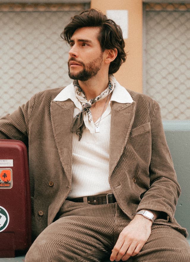 Stars auf Reisen – Alvaro Soler im Interview