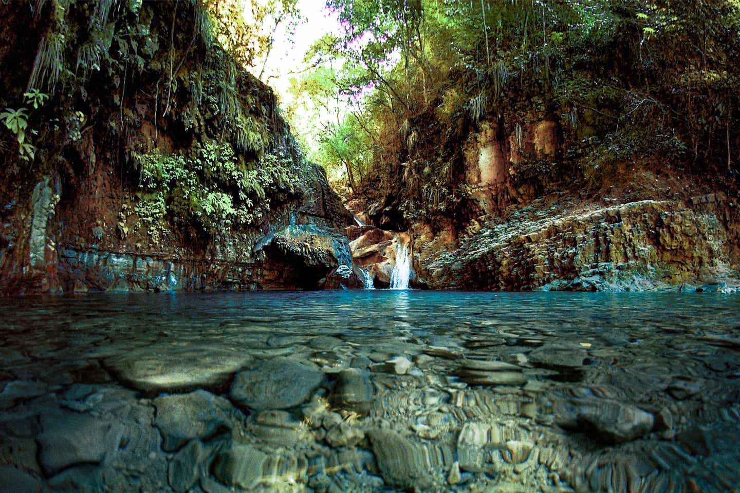 Wasserfall Damajagua in der Dominikanische Republik, Karibik