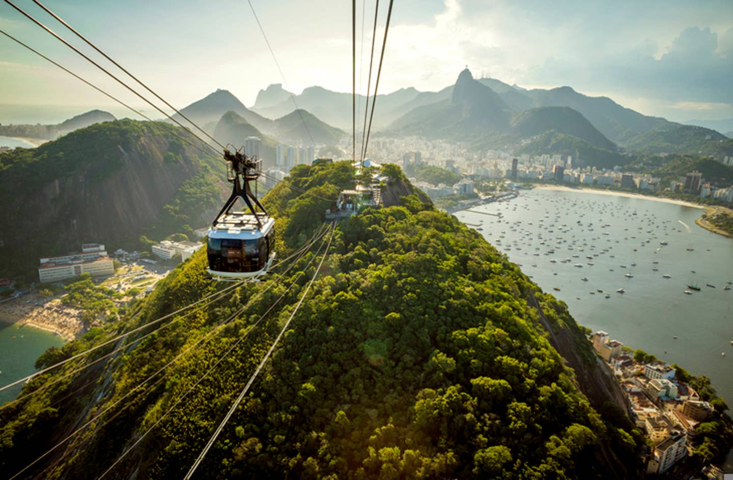Rundreisen Brasilien: Seilbahn am Zuckerhut in Rio de Janeiro