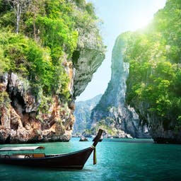 thailand-krabi-railay-beach-boot-felsen-t-178762541.jpg