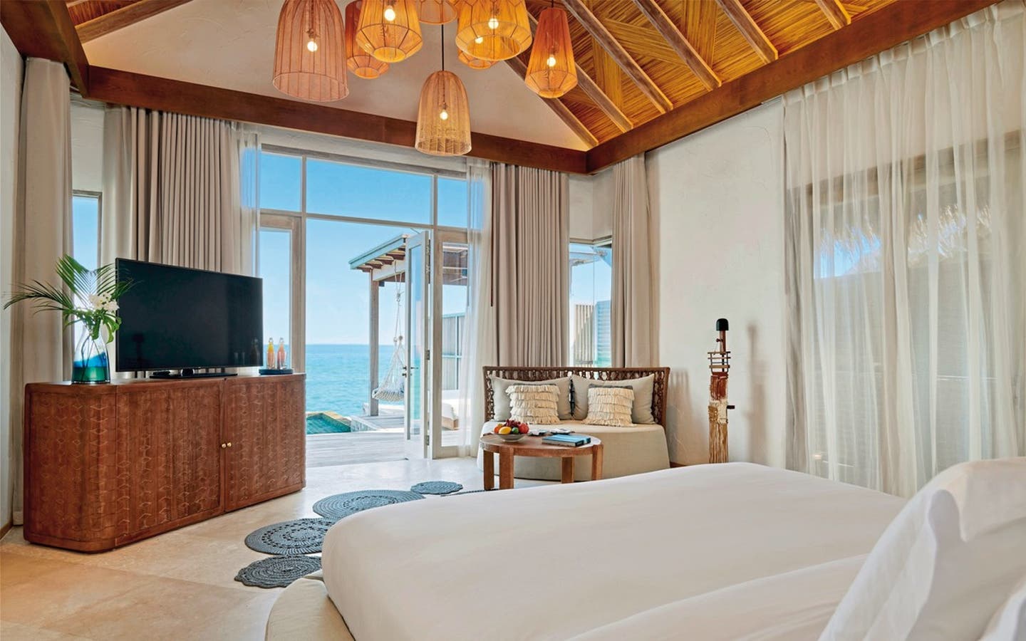 Water Sunrise Villa with Pool