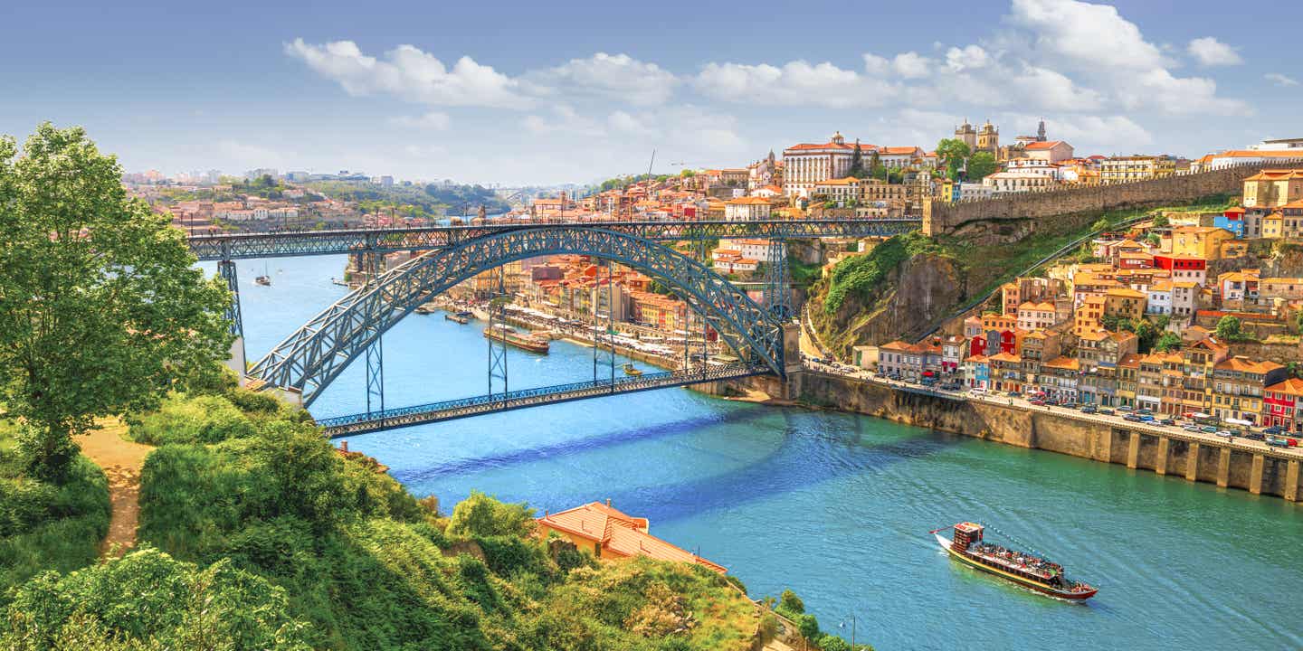 Blick auf Porto mit der Brücke von Vila Nova de Gaia: Ponte Dom Luis I. 