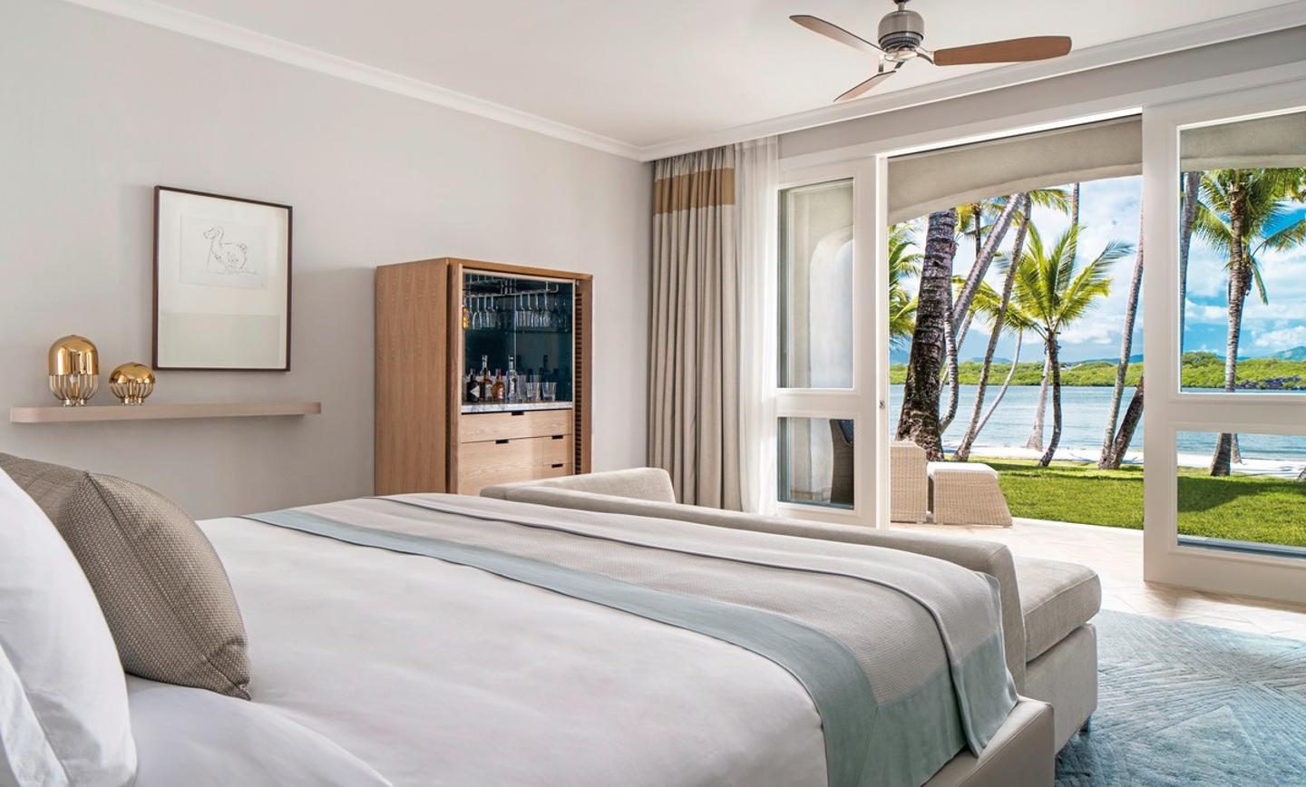 Lagoon Room