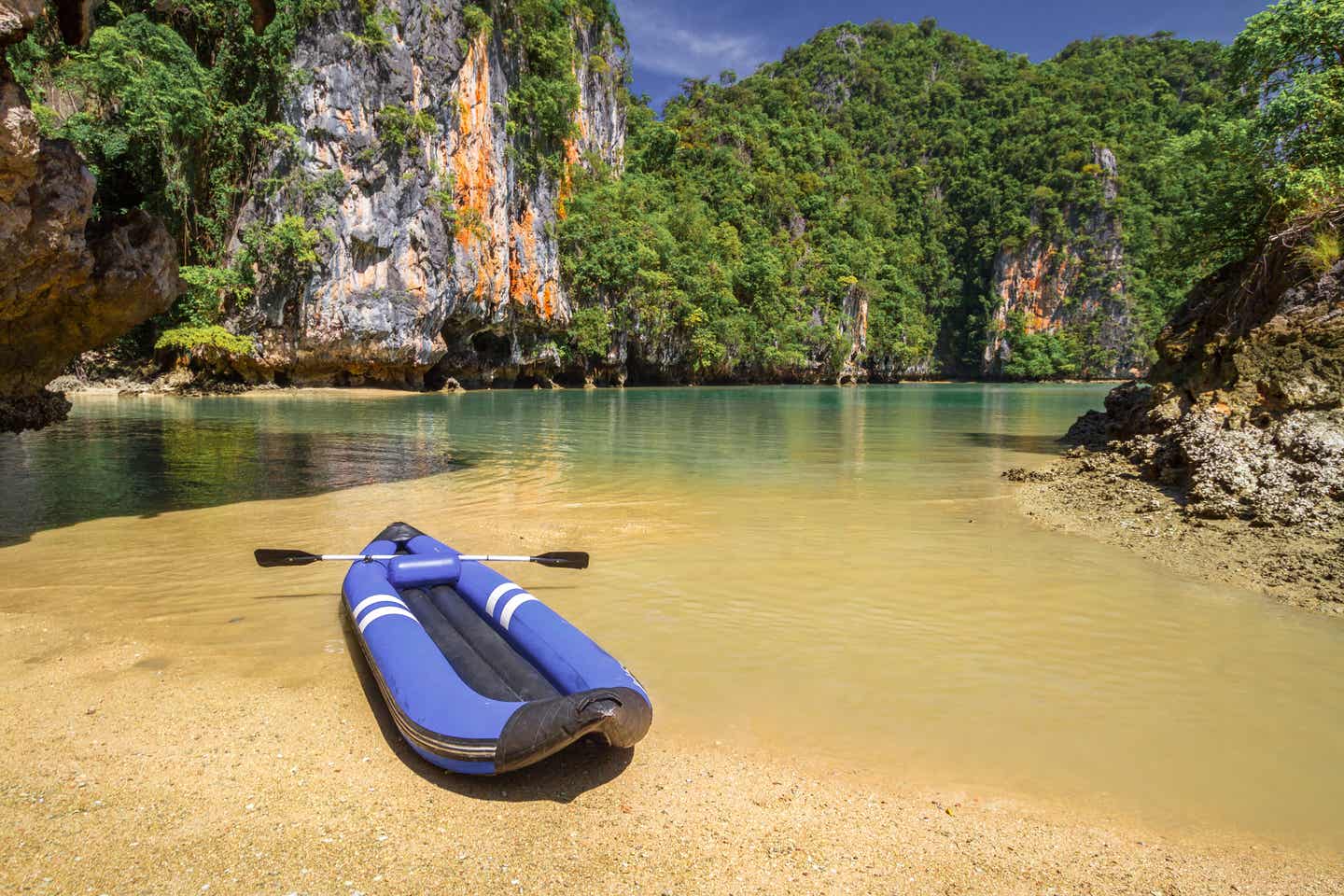 Die Phang-Nga-Bucht in Thailand