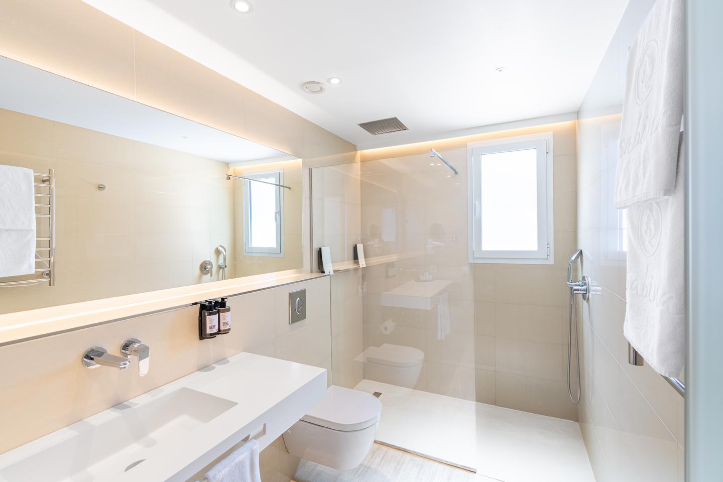 Junior Suite Lateral Sea View Bad