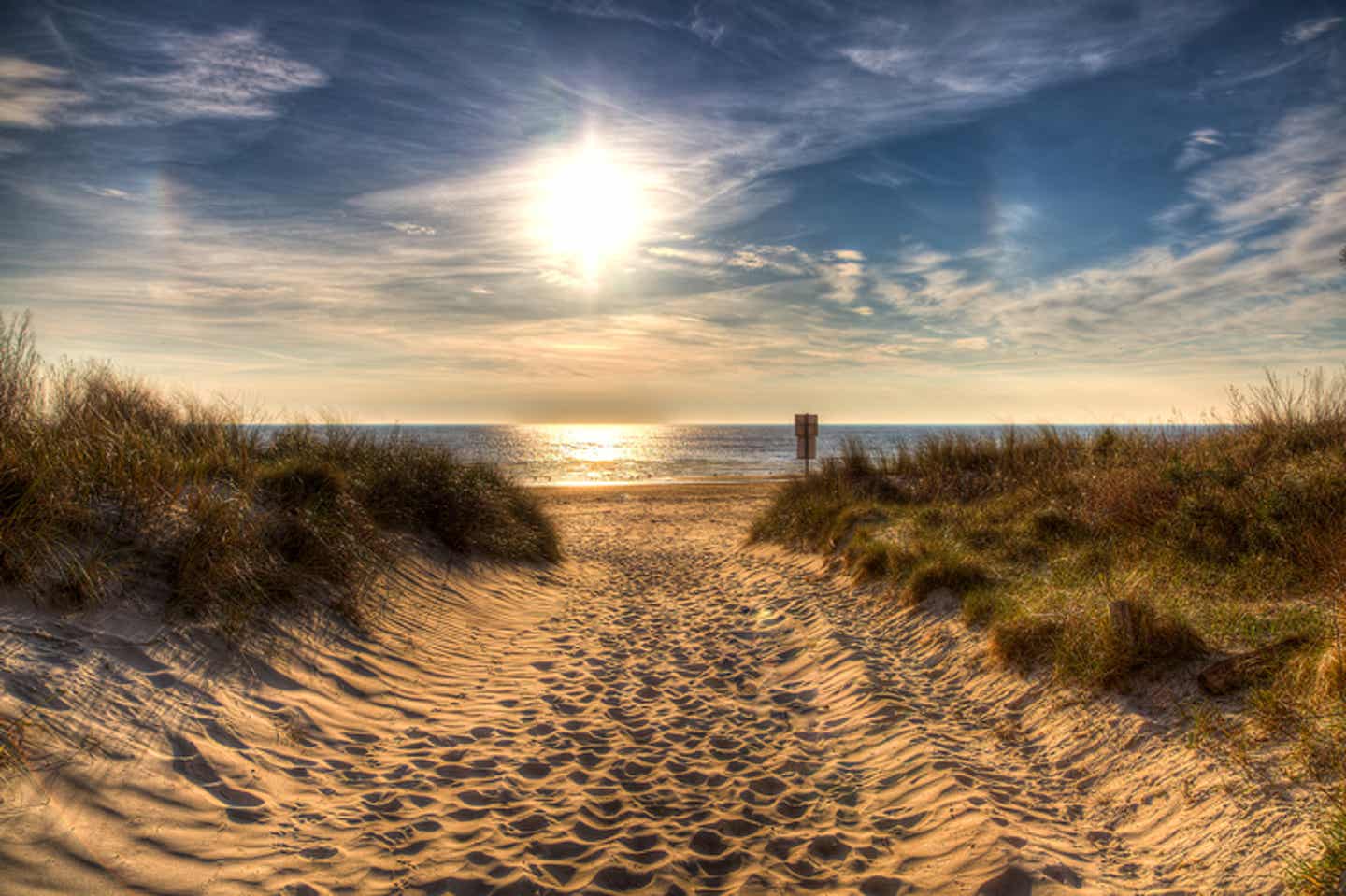 Strandurlaub Ostsee. Wunderschöner Sonnenuntergang auf Usedom