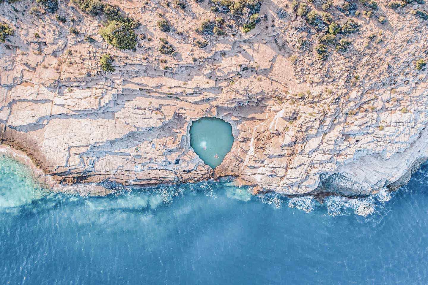 Die Lagune von Giola auf Thassos: Sehenswürdigkeit und Badevergnügen zugleich