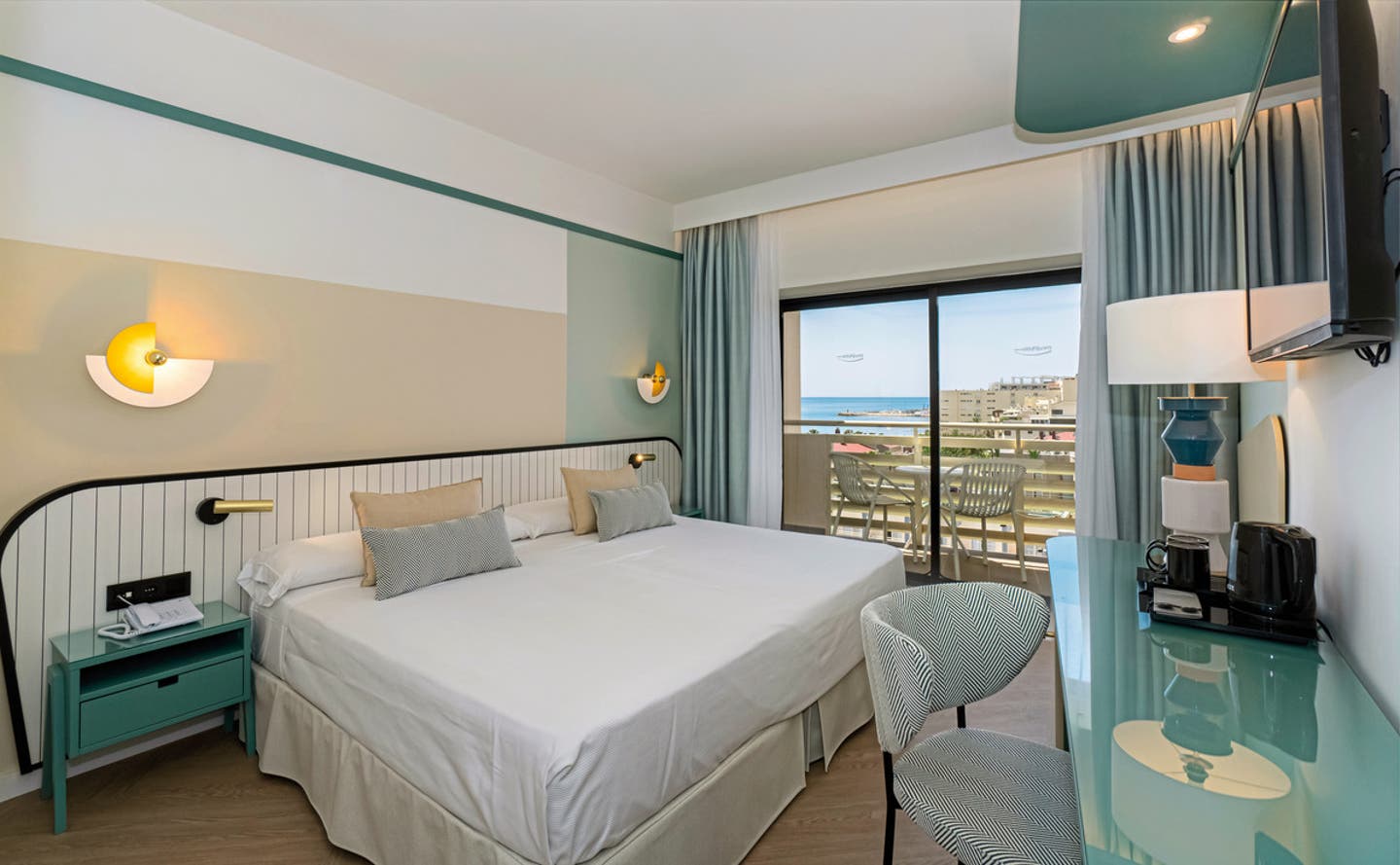 Wohnbeispiel Doppelzimmer Poolblick