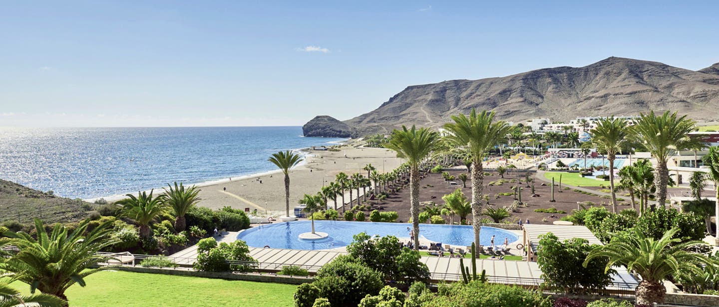 Blick auf das Playitas Resort auf Fuerteventur, das zu den schönsten Hotels auf den Kanaren zählt