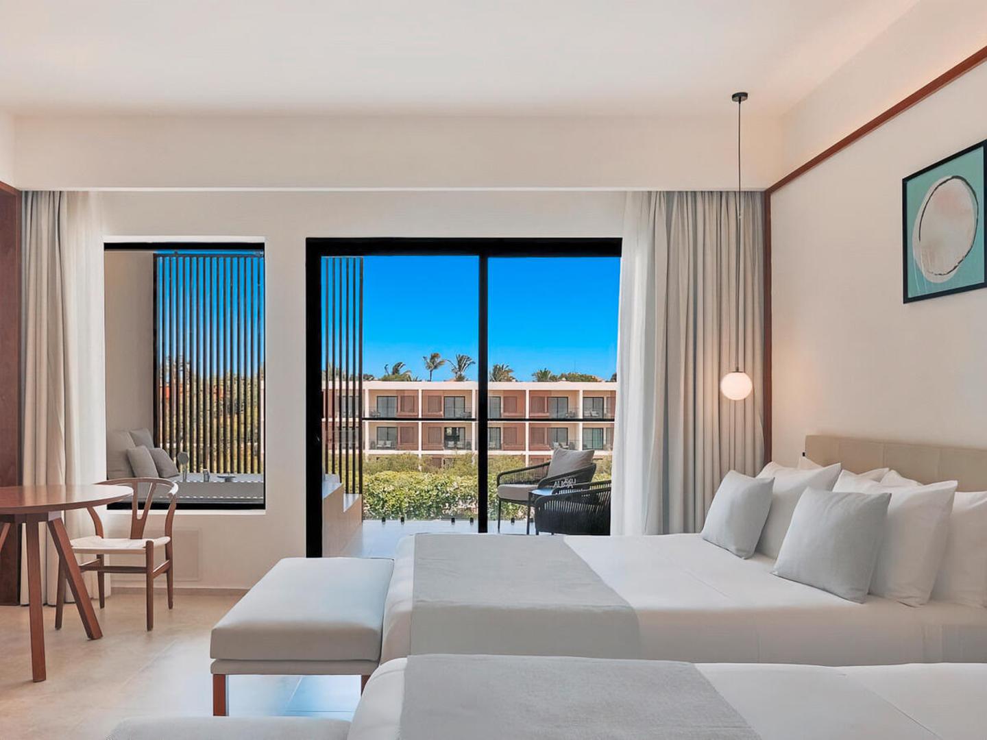 Wohnbeispiel Junior Suite Pool View
