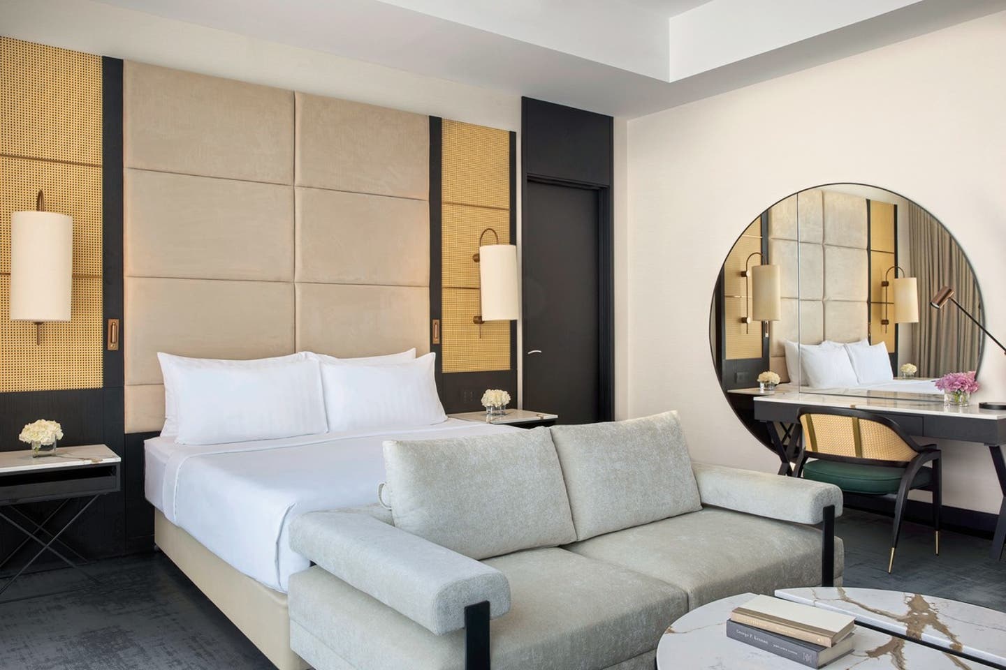 Wohnbeispiel Superior City View Room