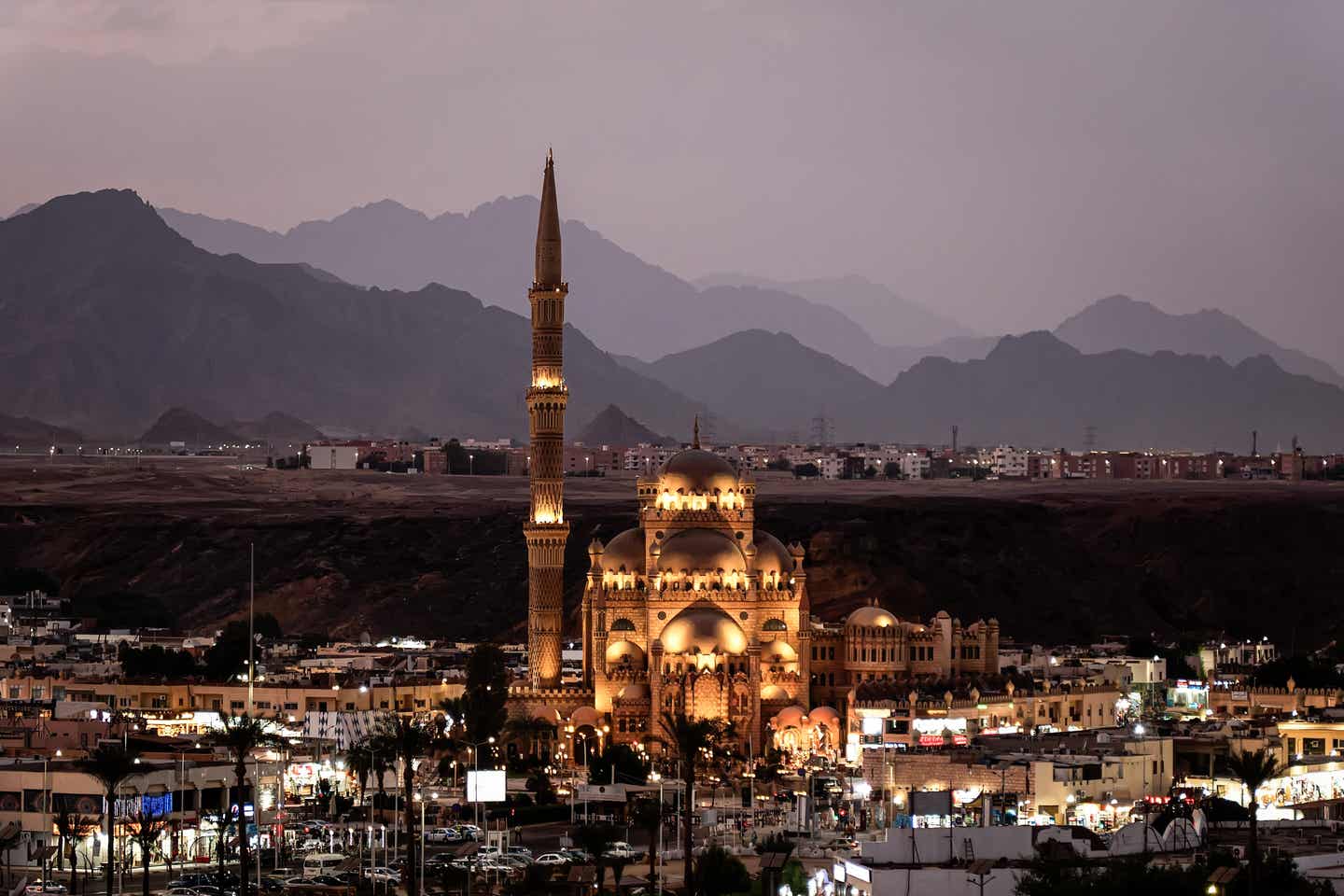 Sharm el Sheikh Urlaub: Al Mustafa Moschee in der Altstadt von Sharm el-Sheikh, Ägypten. 