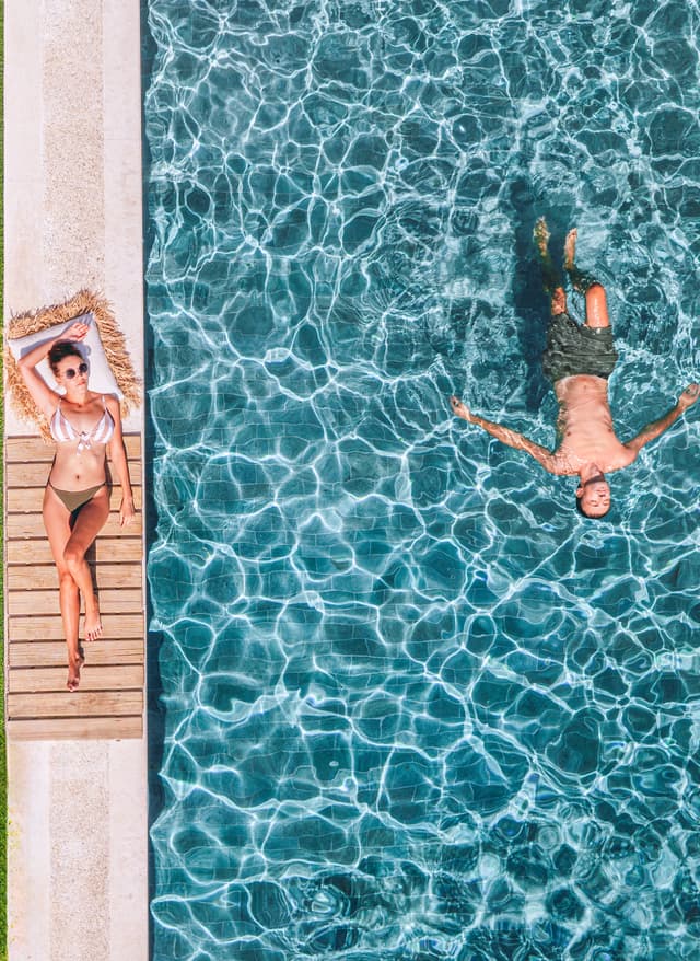 All Inclusive Urlaub All-Inclusive-Urlaub: zum Beispiel Entspannen am und im Pool