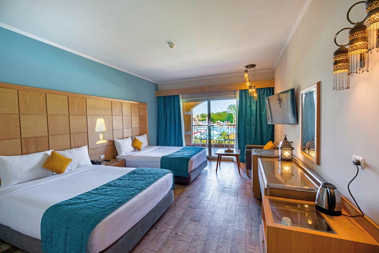 Wohnbeispiel Doppelzimmer Poolblick