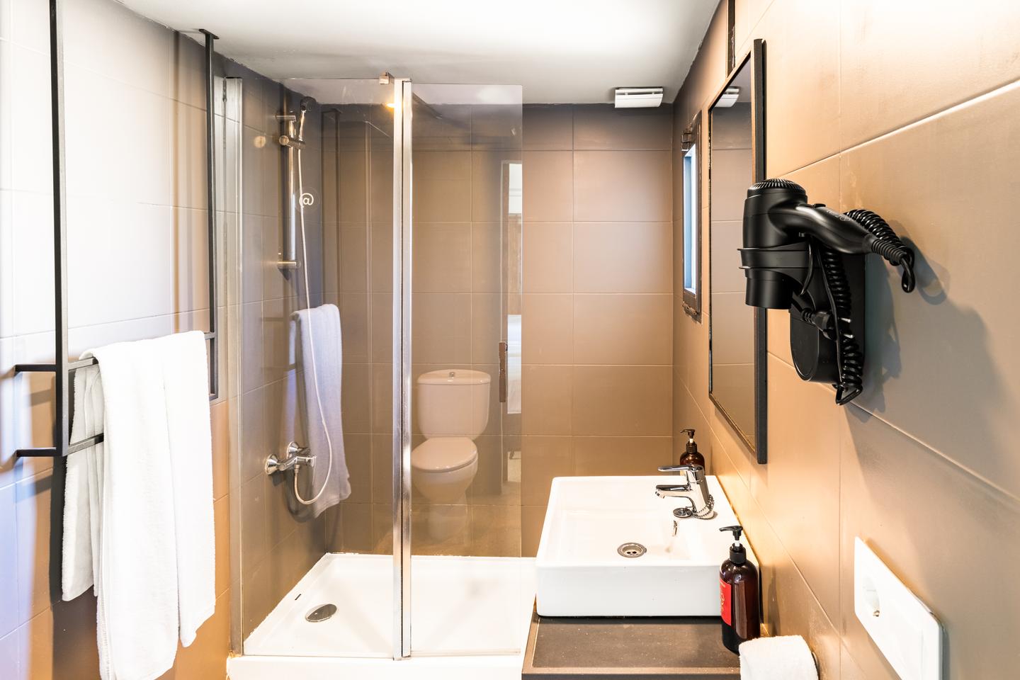 Doppelzimmer Landblick Bad