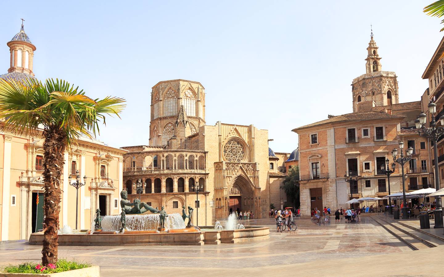 Städtereise Valencia: Plaza de la Virgen