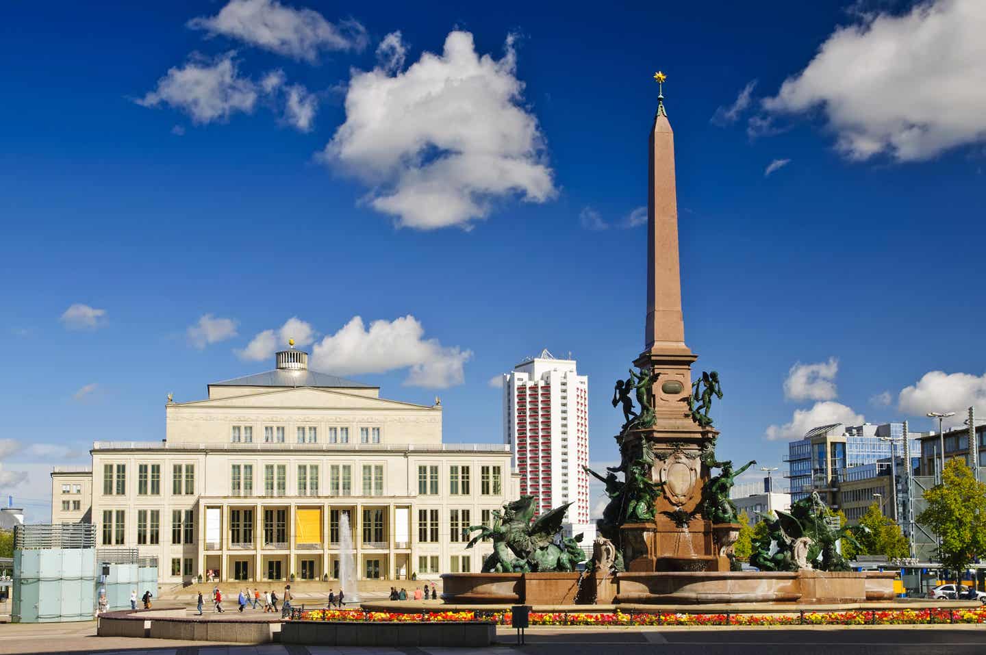 Leipzig, Augustusplatz mit Opernhaus