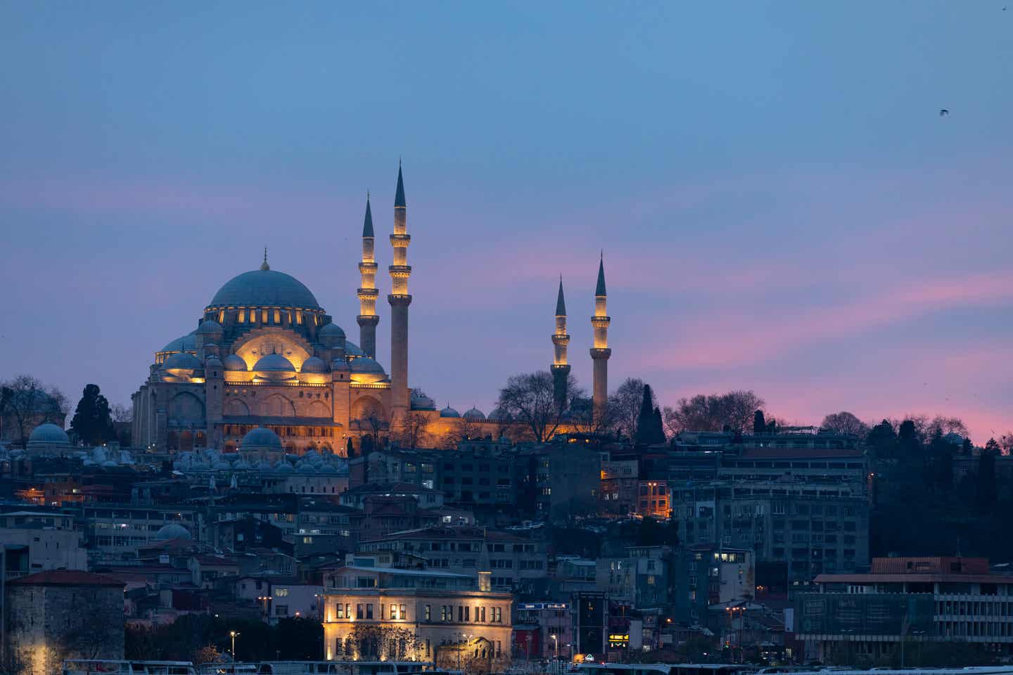 Istanbul bei Nacht Moschee