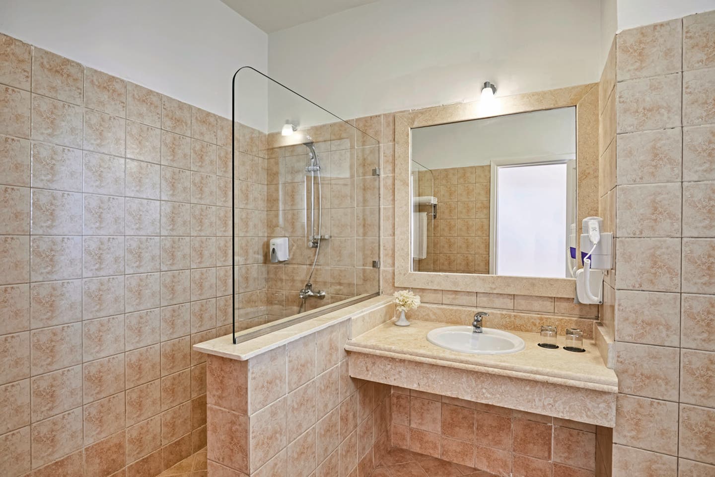Beispiel Bad Doppelzimmer Standard