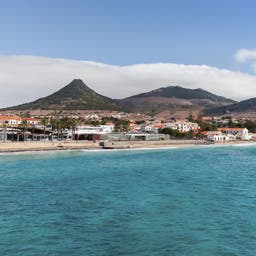 portugal-madeira-porto-santo-vila-baleira-panorama-g-949171030.jpg
