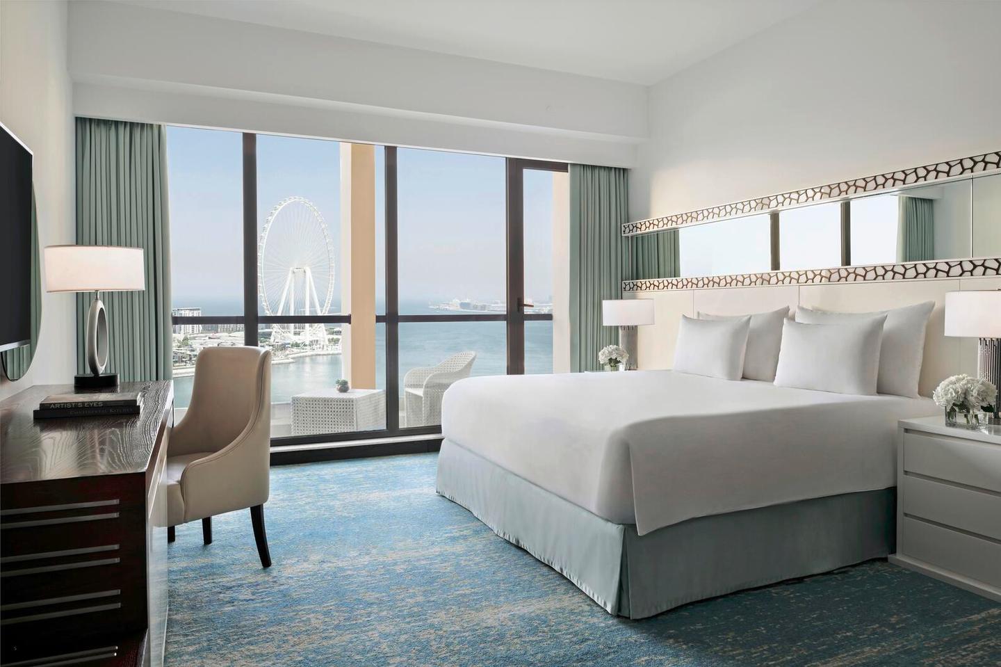 Wohnbeispiel Ain Dubai Sea View Room with Balcony