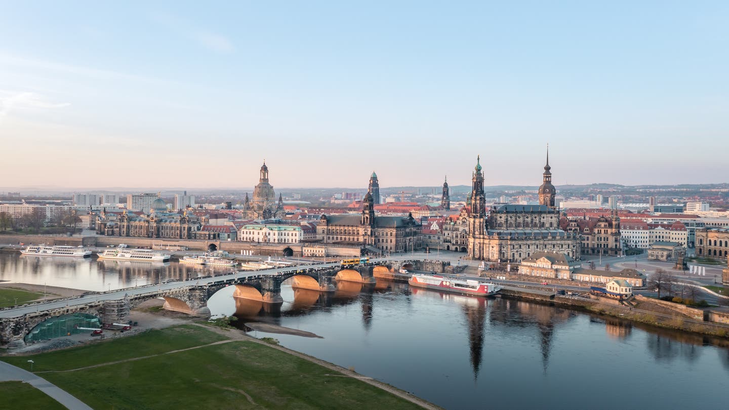 Städtetrip Mai: Blick auf Innenstadt von Dresden