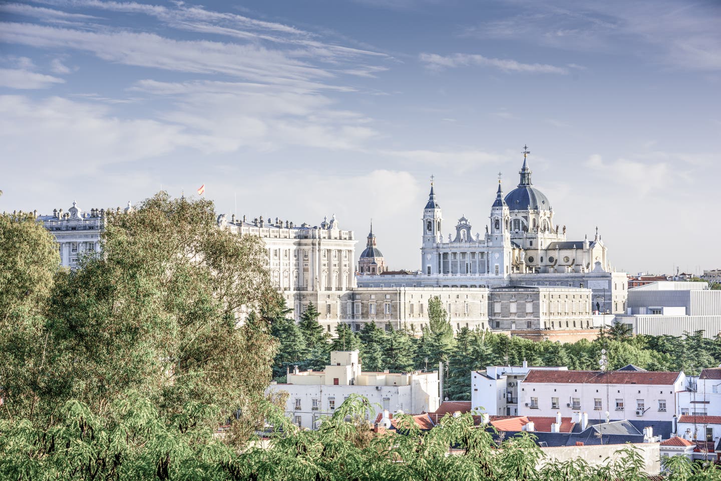 Madrid Sehenswürdigkeiten: Almudena Kathedrale in Madrid