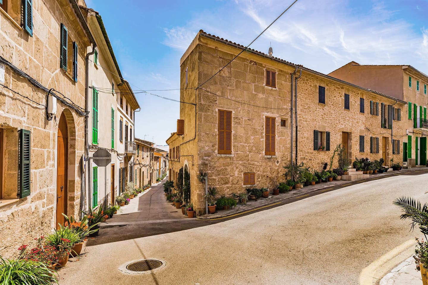 Idyllische Gassen in der Altstadt von Alcudia
