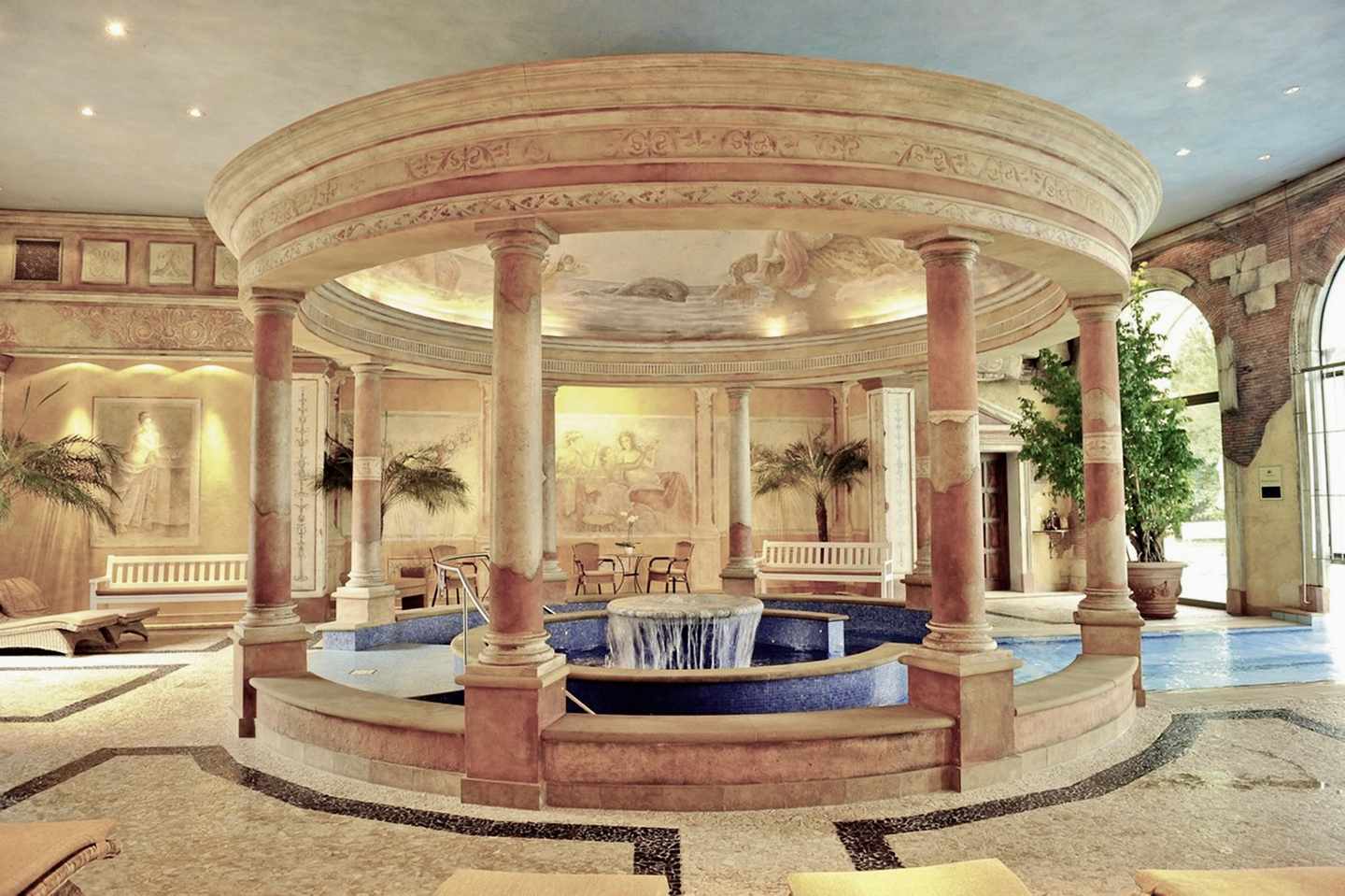 Hotels in Freizeitparks Erlebnishotel Colosseo Wellnessbereich