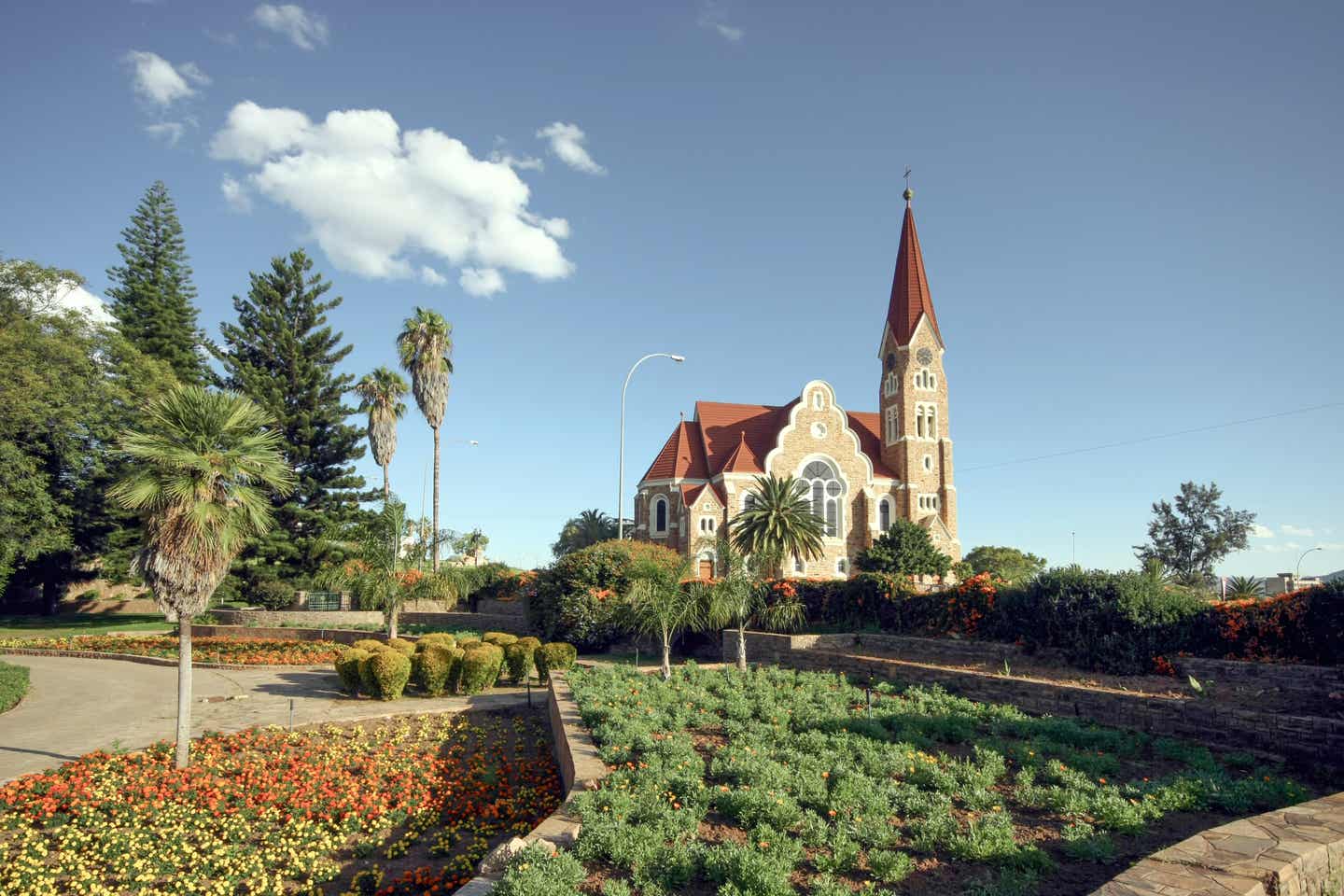 Urlaub in Namibia – Ein Blick auf die Christuskirche in Windhoek