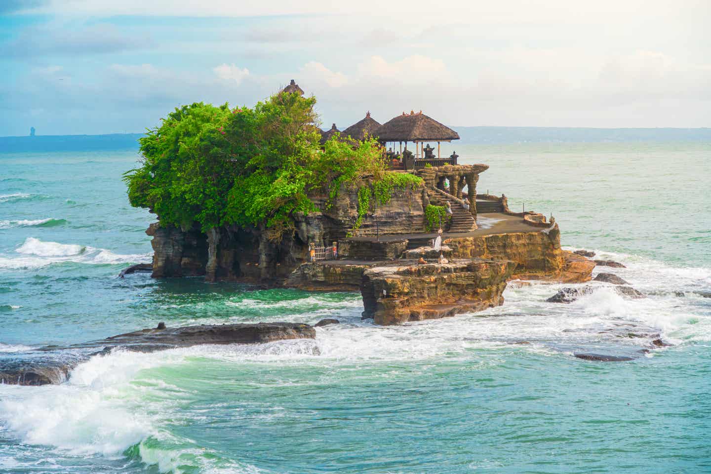 Bali: Tempel direkt im Ozean