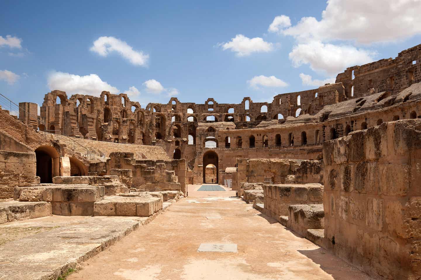 Besuche auf deiner Tunesien-Wüsten-Tour das Amphitheater in El Djem