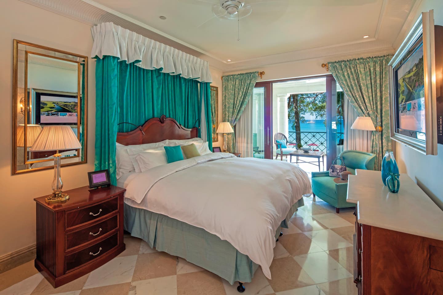 Ocean Room