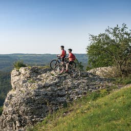 deutschland-fraenkische-schweiz-radfahren-g-1222770098.jpg