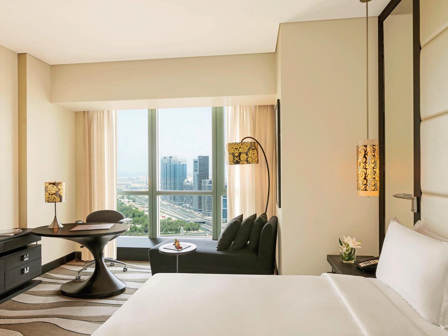 Wohnbeispiel Superior City View Room