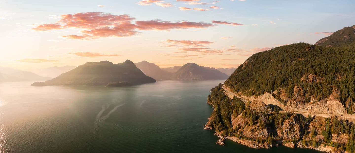 Der Sea to Sky Highway in British Columbia