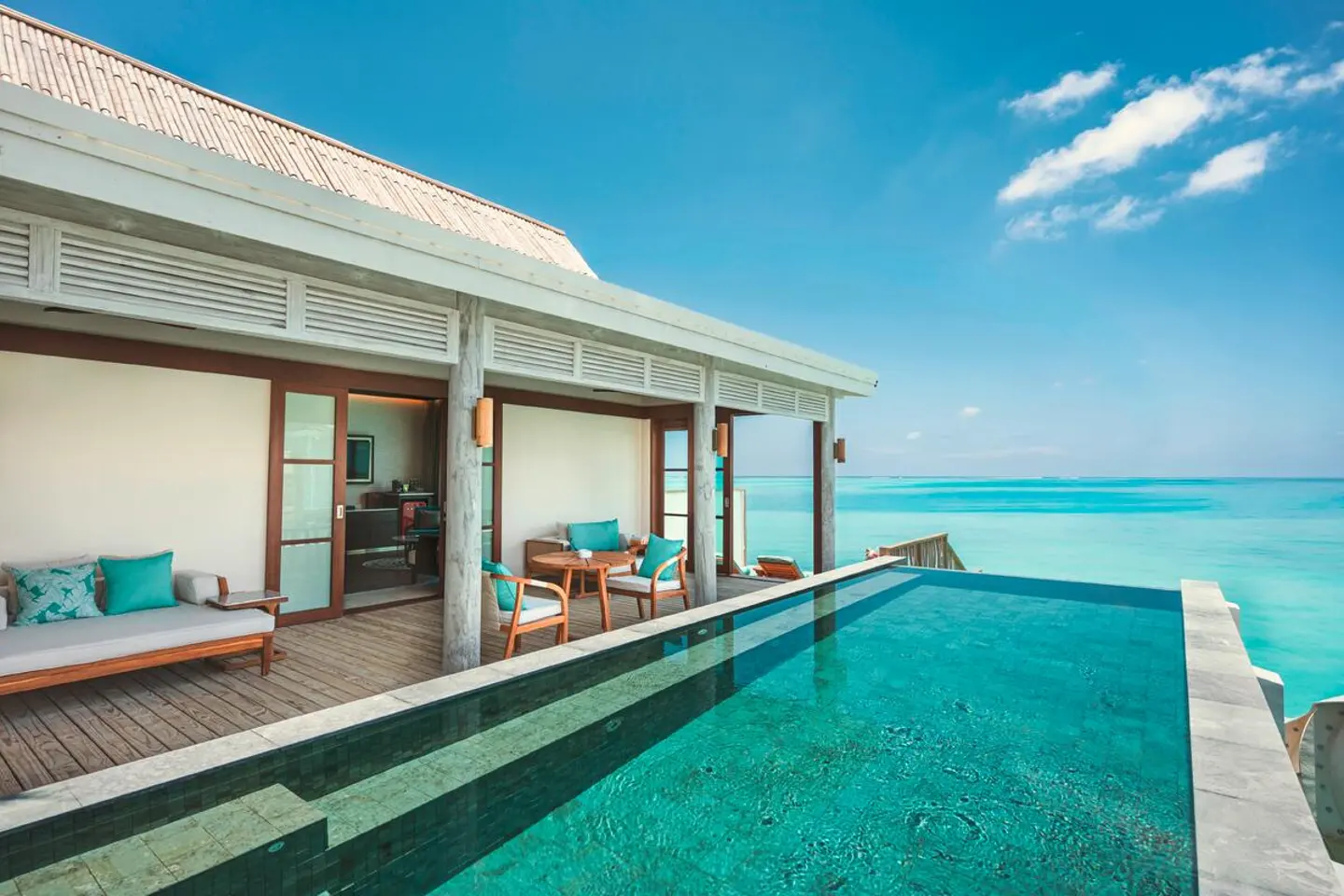 Water Pool Villa with Slide