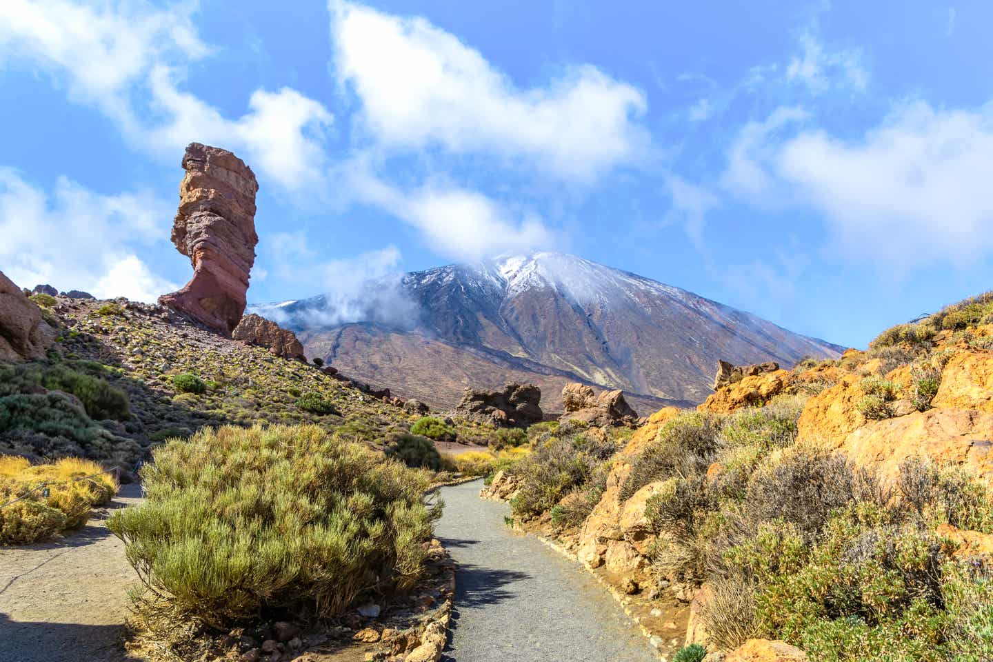 Gran Canaria oder Teneriffa: Felsformation im Teide Nationalpark auf Teneriffa