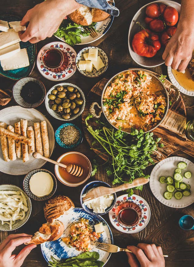 Türkisches Essen Traditionelles türkisches Frühstück