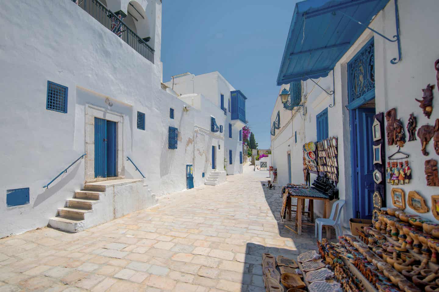 Straße in der Altstadt von Hammamet, Tunesien