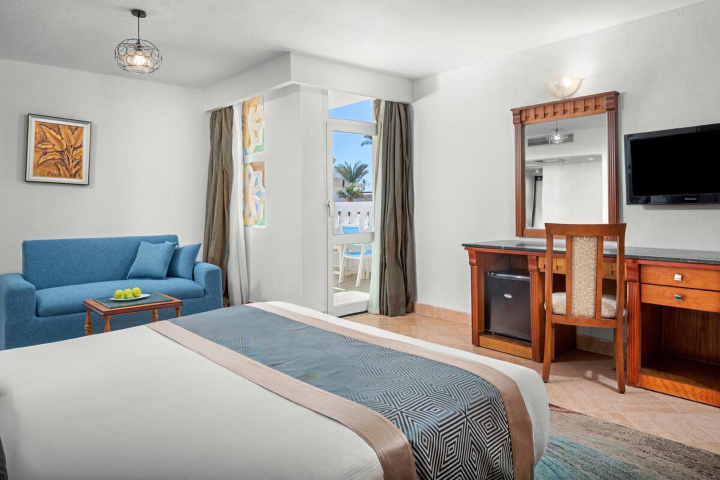 Wohnbeispiel Doppelzimmer Standard Poolblick