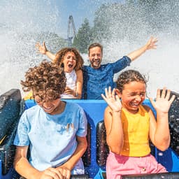 deutschland-freizeitpark-europapark__EP23_Griechenland_Poseidon_Sommer_Familie_2.jpg