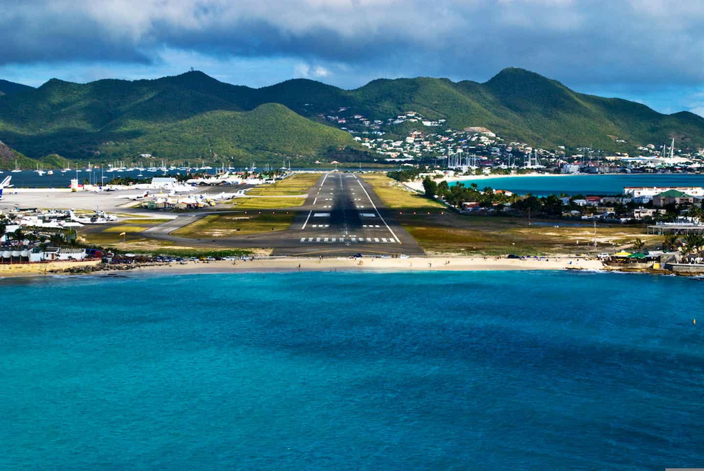 Maho beach auf St. Maarten in der Karibik