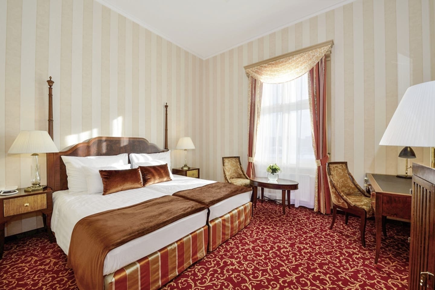 Wohnbeispiel Doppelzimmer Deluxe Plus Grand Margaret Island