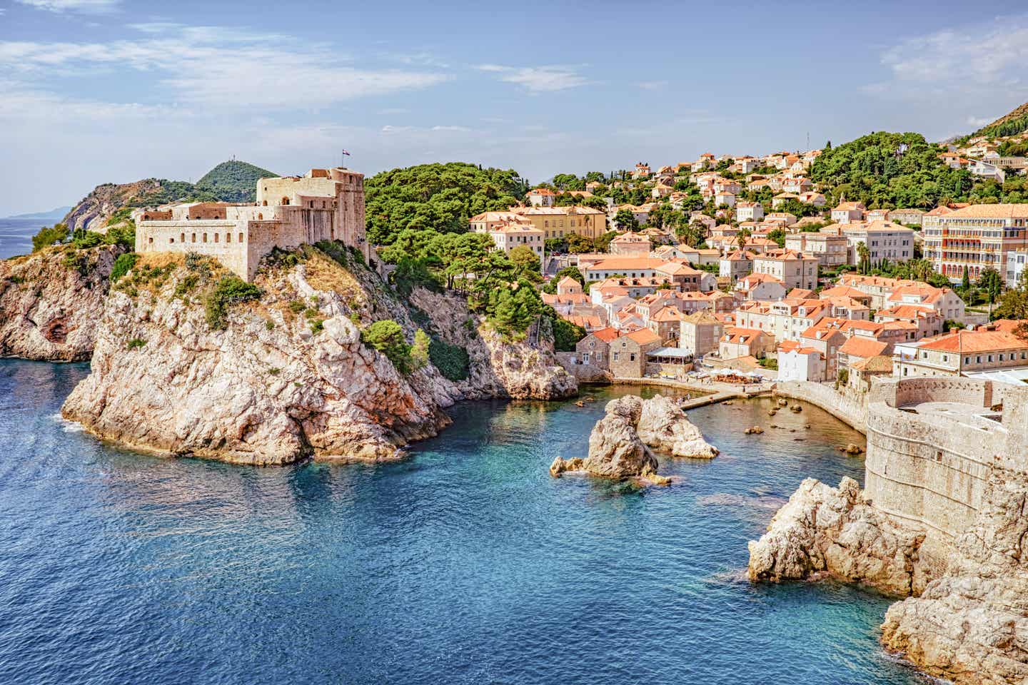 Städtetrip September. Kroatien: Altstadt von Dubrovnik am Meer