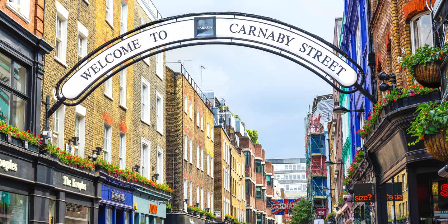 Die Carnaby Street verbindet Shopping, Streetstyle und Szene-Gefühl – ein Highlight jeder Städtereise nach London
