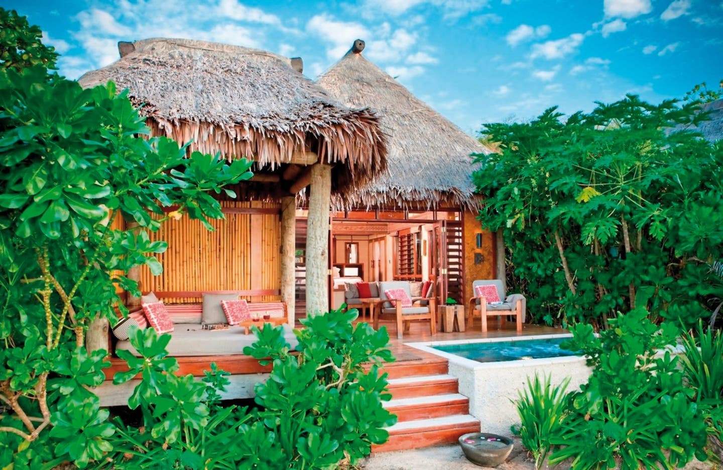 Wohnbeispiel Deluxe Beachfront Bure