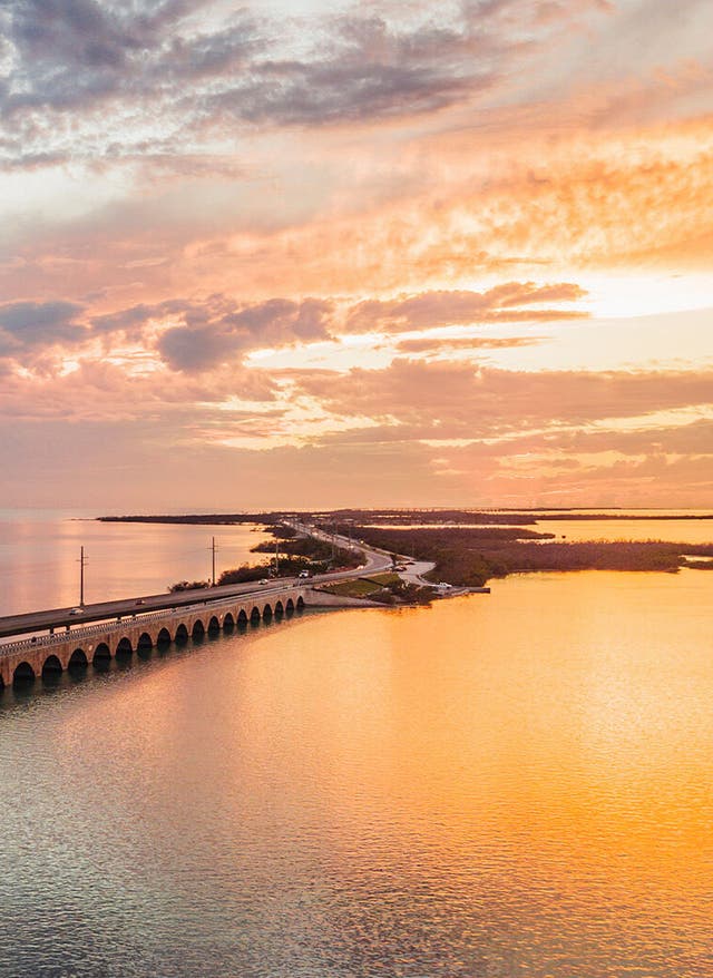 Overseas Highway Florida Keys: Luftaufnahme der Seven Mile Bridge